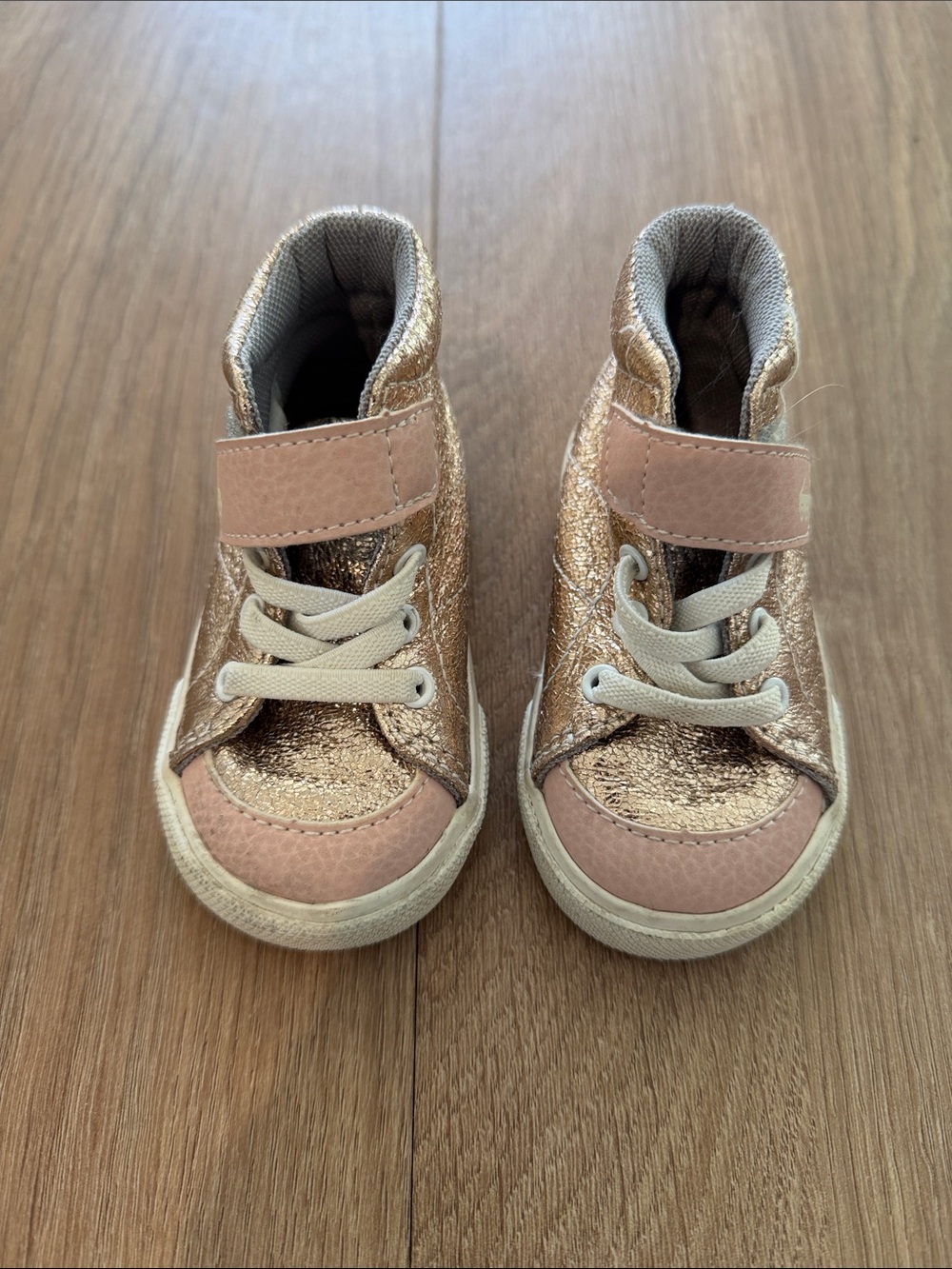 See Kai Run Girls Metallic Rose Gold and Pink High-Top Sneakers